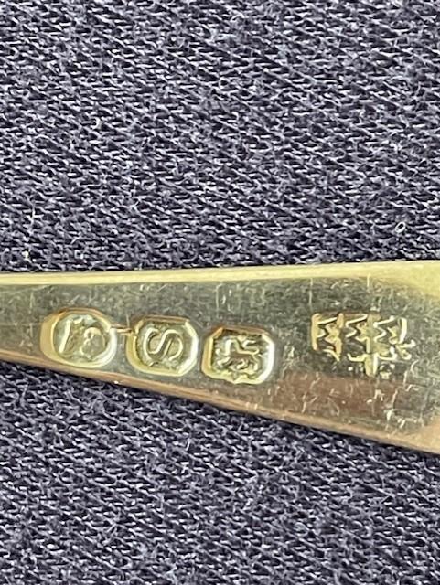 A FINE ENGLISH STERLING SILVER GEORGIAN 1813 SNUFF SPOON
