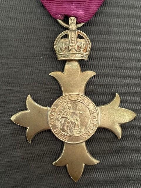 WWI ORIGINAL STERLING SILVER 1916 ISSUED MBE MEDAL AND CASE GARRARD & CO.