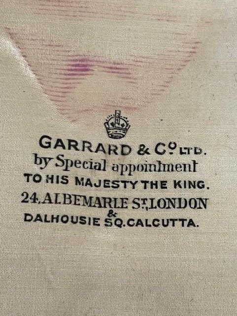 WWI ORIGINAL STERLING SILVER 1916 ISSUED MBE MEDAL AND CASE GARRARD & CO.