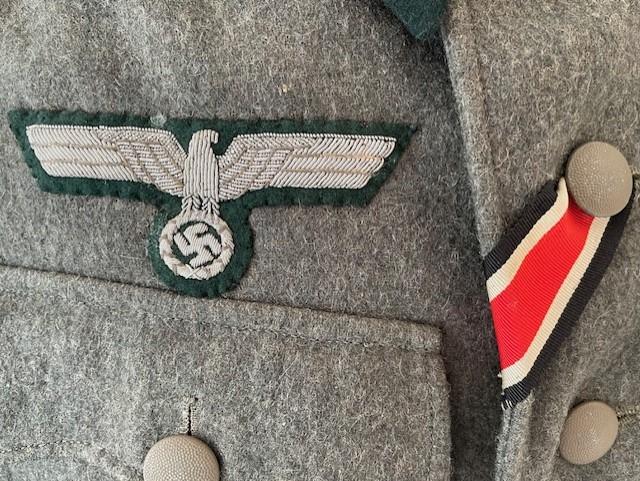 GERMAN WWII HIGHLY DECORATED PANZER OFFICERS ( MAJOR ) COMBAT TUNIC. ADDITIONAL PHOTOS
