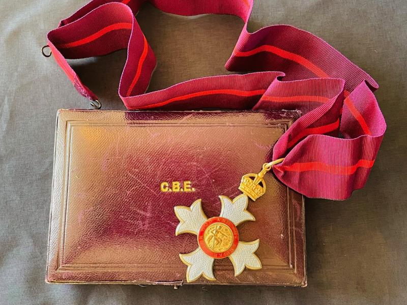 WWI MILITARY ORIGINAL 1ST TYPE FULL SIZE CBE IN ORIGINAL CASE OF ISSUE.