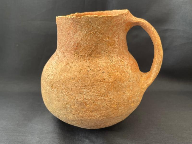 beautiful authentic Original Old Testament pottery cup Dating from 3200 - 2500 BC
