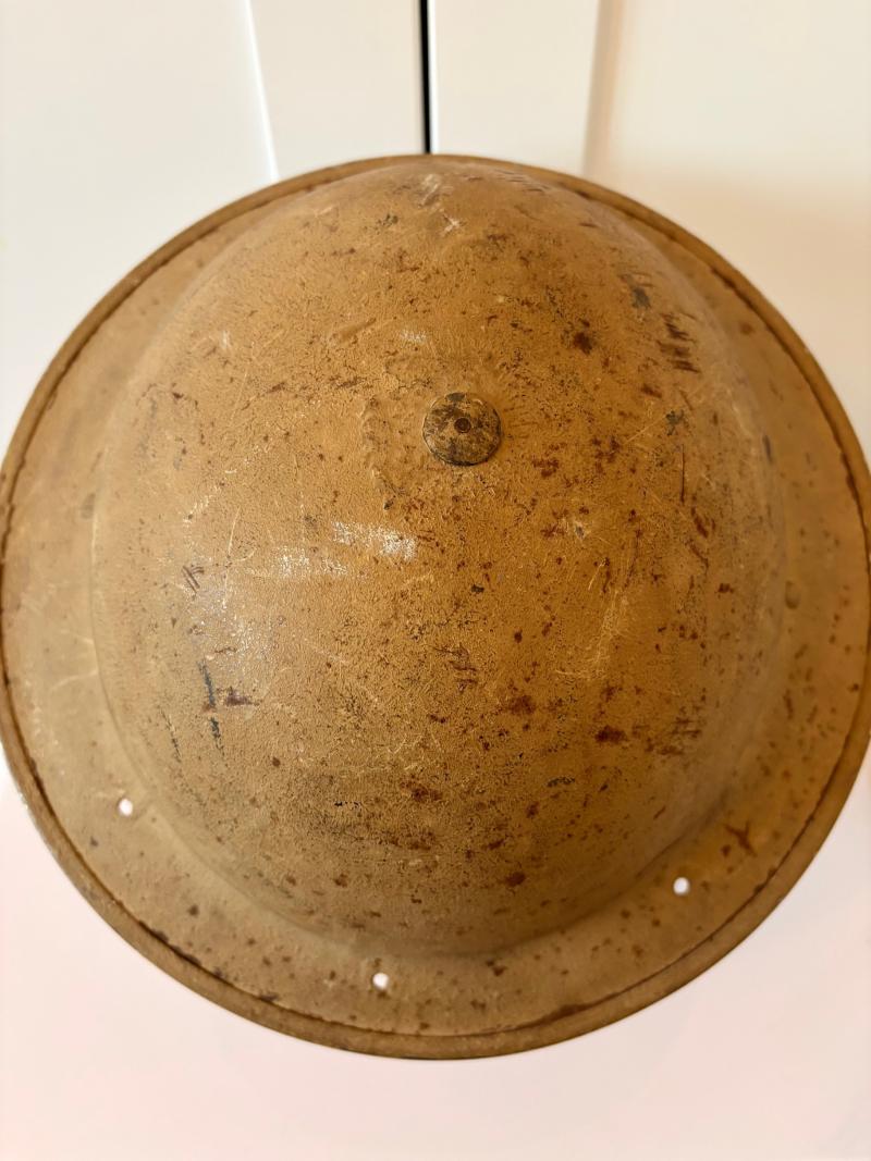 RARE BRITISH WWII DESERT RATS INFANTRY BRODIE HELMET DATED 1940.